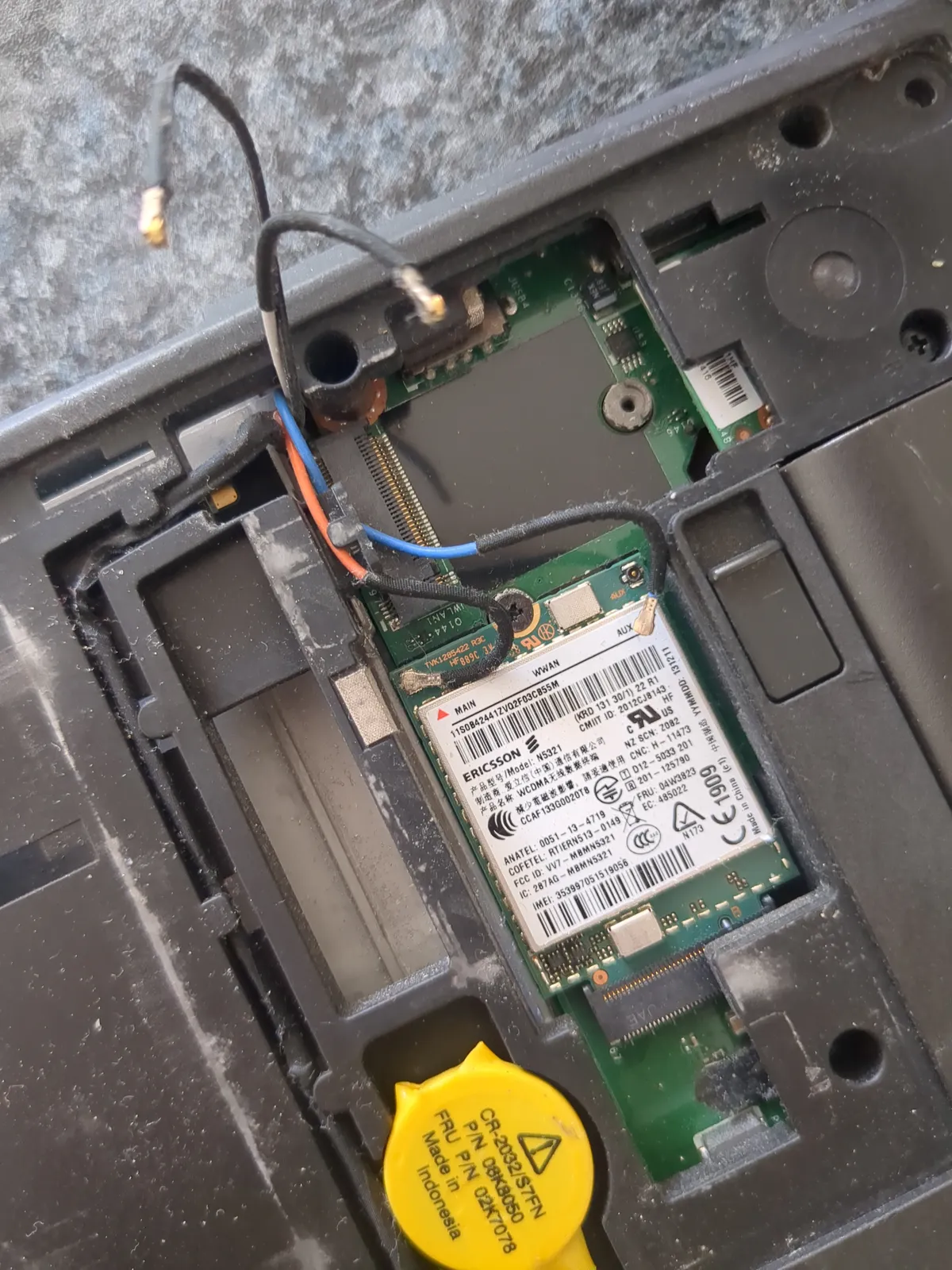 Bereft donor thinkpad — antennae groping.